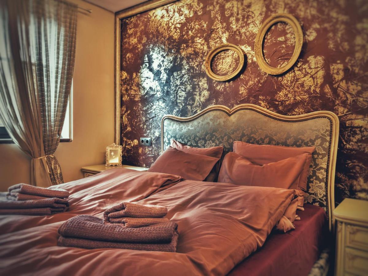 Тhe Bohemian Lodge-Entire House With Sauna Veliko Tarnovo Luaran gambar