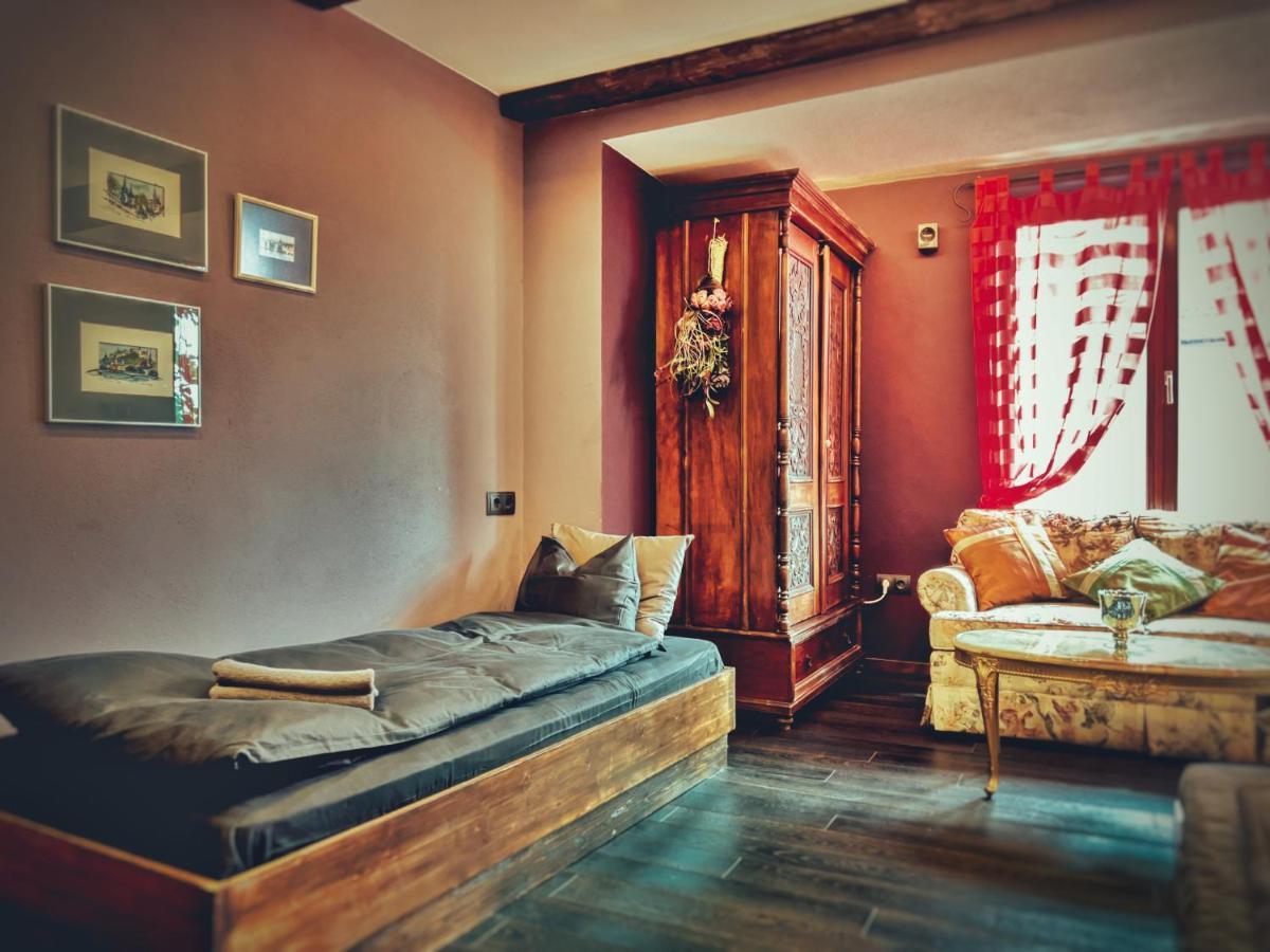 Тhe Bohemian Lodge-Entire House With Sauna Veliko Tarnovo Luaran gambar